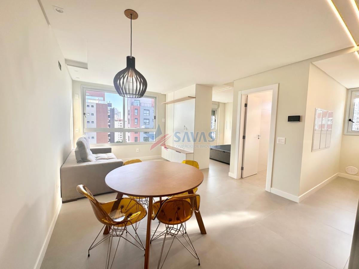 STUDIO TOP MOBILIADO-DECORADO NO CENTRO DE FLORIPA - PERTO DO HIPPO